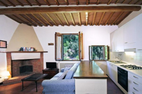 Mint Apartment - Super Central, Quiet, Romantic, close to Finest Restaurants